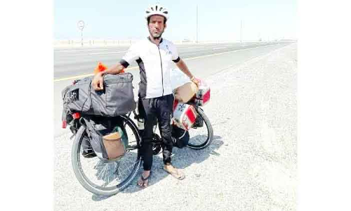 യാം​ബു​വി​ലെ സൈ​ക്ലി​സ്​​റ്റ്​ െഎക്യ​സ​ന്ദേ​ശ​വു​മാ​യി യു.​എ.​ഇ​യി​ൽ