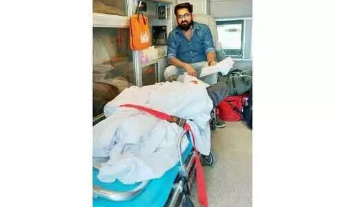 പ​ക്ഷാ​ഘാ​തം ബാ​ധി​ച്ച് ചി​കി​ത്സ​യി​ലി​രു​ന്ന ത​മി​ഴ്​​നാ​ട് സ്വ​ദേ​ശി നാ​ട​ണ​ഞ്ഞു