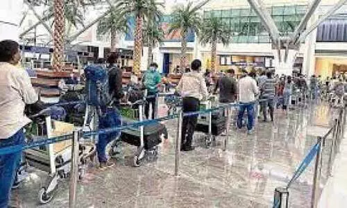 ഒമാൻ പൊതുമാപ്പ് കാലാവധി ആഗസ്റ്റ് 31 വരെ നീട്ടി ഒമാൻ പൊതുമാപ്പ് കാലാവധി ആഗസ്റ്റ് 31 വരെ നീട്ടി