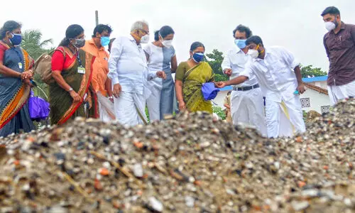 p jayarajan and left councilors