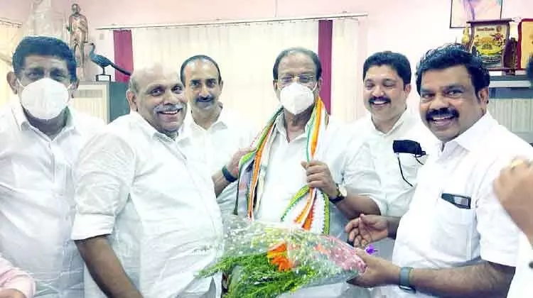 ഒ.െഎ.സി.സി – ഇൻകാസ് നേതൃത്വം കെ. സുധാകരൻ എം.പിയെ അനുമോദിച്ചു ഒ.െഎ.സി.സി – ഇൻകാസ് നേതൃത്വം കെ. സുധാകരൻ എം.പിയെ അനുമോദിച്ചു