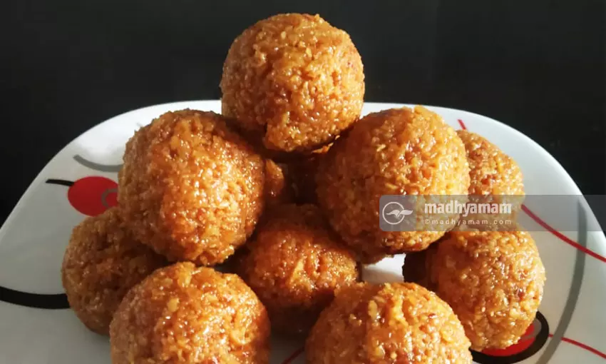 coconut ladoo