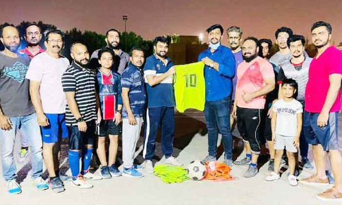 കൊ​ച്ചി കൂ​ട്ടാ​യ്മ ഫു​ട്ബാ​ൾ ജ​ഴ്‌​സി പ്ര​കാ​ശ​നം