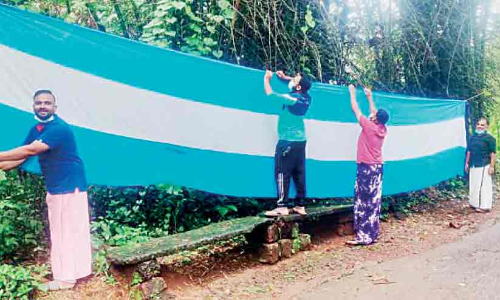 ലോ​ക്ഡൗ​ൺ ഇ​ള​വി​നൊ​പ്പം ഫു​ട്ബാ​ൾ ആ​ര​വ​വും പു​റ​ത്തേ​ക്ക്