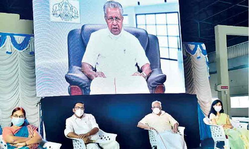 പെരുമാട്ടി കോവിഡ് ചികിത്സ കേന്ദ്രം പ്രതിരോധ പ്രവർത്തനങ്ങൾക്ക് ഉണർവേകും–മുഖ്യമന്ത്രി