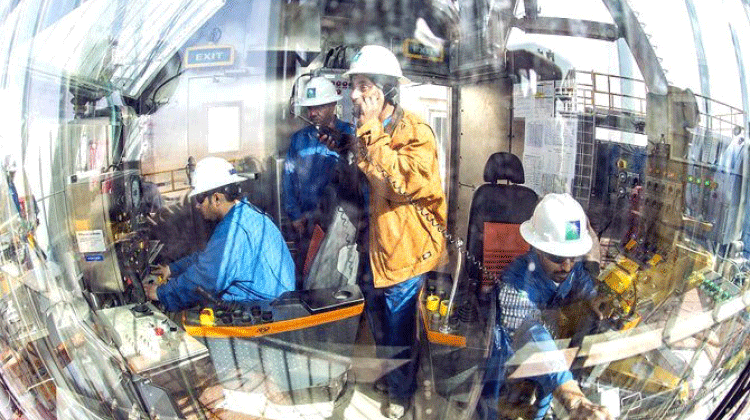 യു​വ സം​രം​ഭ​ക​രെ ക​​ണ്ടെ​ത്താ​ൻ അ​രാം​കോ റോ​ഡ്ഷോ ന​ട​ത്തു​ന്നു