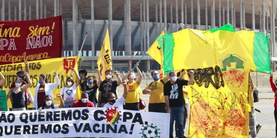 കോപ അമേരിക്ക ടൂർണമെൻറുമായി ബന്ധപ്പെട്ട 82 പേർക്ക് കോവിഡ് ബാധിച്ചുവെന്ന് ബ്രസീൽ കോപ അമേരിക്ക ടൂർണമെൻറുമായി ബന്ധപ്പെട്ട 82 പേർക്ക് കോവിഡ് ബാധിച്ചുവെന്ന് ബ്രസീൽ