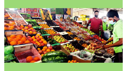 വേനൽ കടുത്തു; പഴവിപണി​ സജീവം