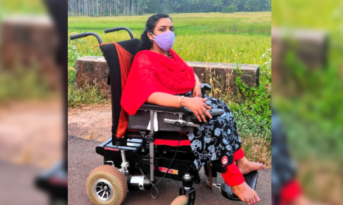 സതിയുടെ വായനാനുഭവം 12 വിദ്യാലയങ്ങളിലൂടെ