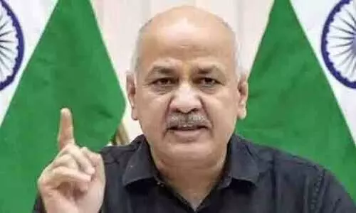 രാജ്യത്തിനുവേണ്ടി ജീവൻ ബലിയപ്പിച്ച ആറ് പേരുടെ കുടുബാംഗങ്ങൾക്ക് ഒരു കോടി രൂപ നൽകുമെന്ന് മനീഷ് സിസോദിയ