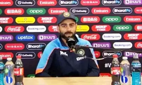 റൊണാൾഡോയുടെ ആരാധകനായിട്ടും മുന്നിലിരുന്ന കൊ​ക്ക കോള മാറ്റാതെ കോഹ്​ലി; ആരാധകർക്ക്​ നിരാശ