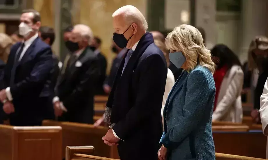 ഗർഭഛിദ്ര നിലപാടിൽ പ്രസിഡന്റ് ബൈഡന് വിലക്കു ഭീഷണിയുമായി യു.എസിലെ സഭ നേതൃത്വം ഗർഭഛിദ്ര നിലപാടിൽ പ്രസിഡന്റ് ബൈഡന് വിലക്കു ഭീഷണിയുമായി യു.എസിലെ സഭ നേതൃത്വം