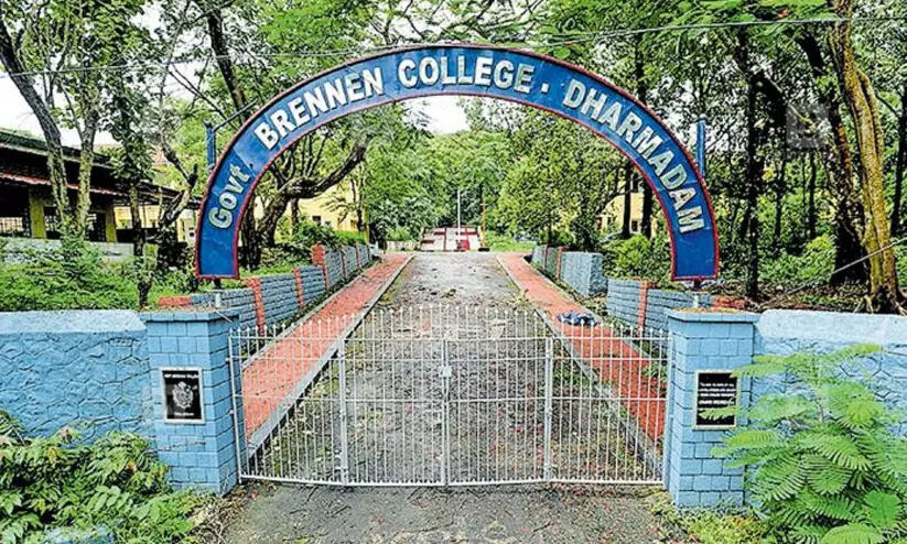 ഊരിപ്പിടിച്ച വാളുകൾ മാത്രമല്ല, ബ്രണ്ണന് പറയാനേറെയുണ്ട് ഊരിപ്പിടിച്ച വാളുകൾ മാത്രമല്ല, ബ്രണ്ണന് പറയാനേറെയുണ്ട്