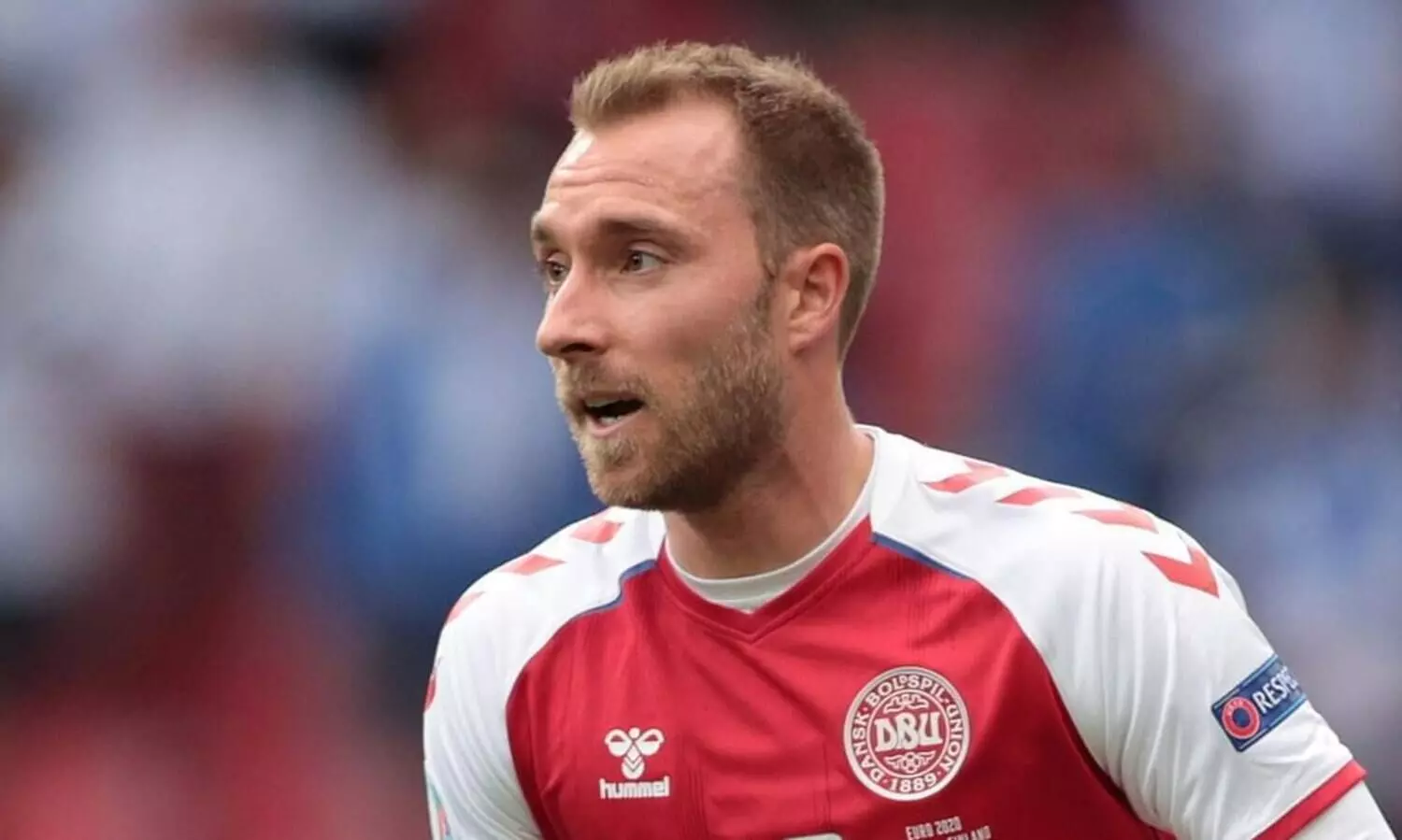 ആശുപത്രി വിട്ട  ക്രിസ്റ്റ്യൻ ​ എറിക്​സൺ ടീമംഗങ്ങളെ സന്ദർശിച്ചു