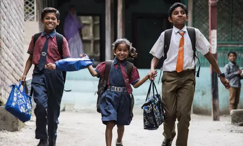 ലോക്ക്ഡൗൺ പിൻ‌വലിച്ചതിന്​ പിന്നാലെ ജൂലൈ 1 മുതൽ വിദ്യാഭ്യാസ സ്ഥാപനങ്ങൾ തുറക്കാൻ അനുമതി