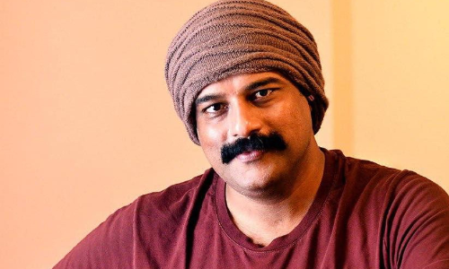 ബലേ ഭേഷ്​ ഇതും കൂടിയേ ബാക്കിയുണ്ടായിരുന്നുള്ളൂ...; പുതിയ സിനിമാനിയമ കരടിനെതിരെ മുരളി ഗോപി