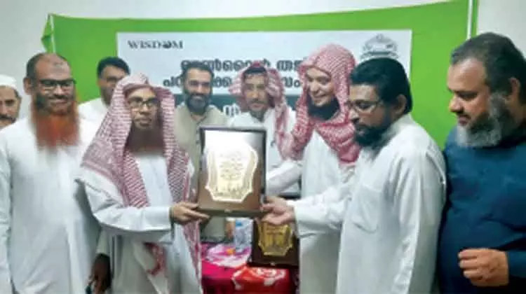 ഖുർആൻ പഠിതാക്കളുടെ സംഗമവും ഖുർആൻ പ്രഭാഷണവും