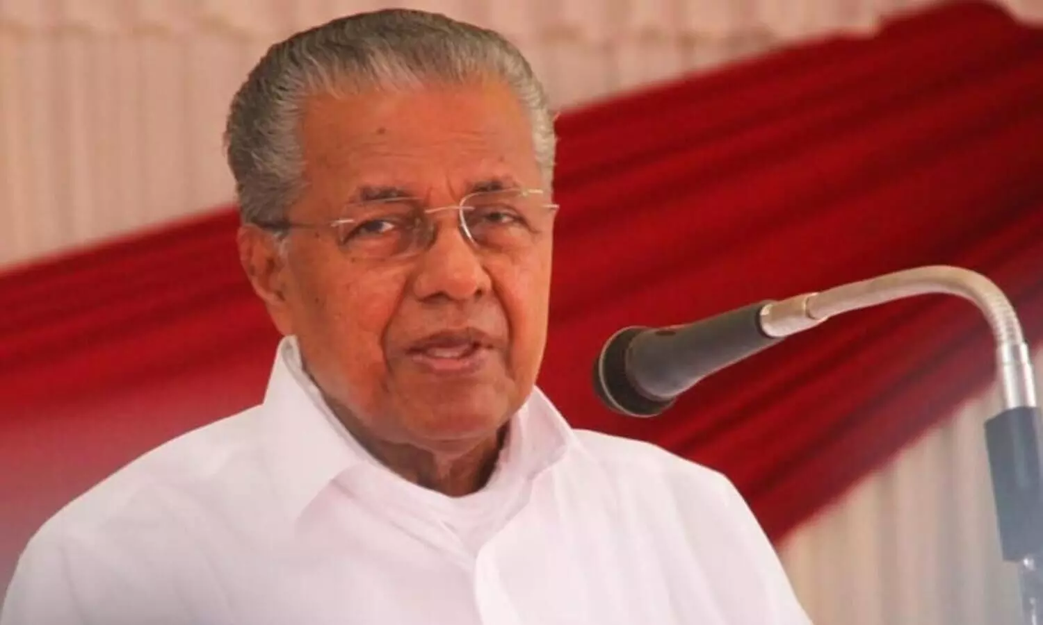 യോഗയെ മതപരമായോ ആത്മീയ​മായോ കാണേണ്ട- മുഖ്യമന്ത്രി