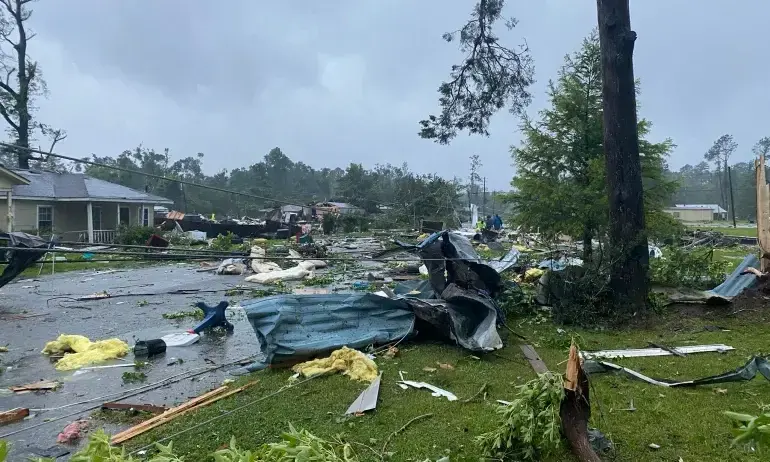 അമേരിക്കയെ ഉലച്ച്​ കൊടുങ്കാറ്റ്​: 12 മരണം