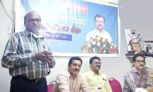 ന​വോ​ദ​യ രാ​ജേ​ന്ദ്ര​ൻ​നാ​യ​രെ അ​നു​സ്‌​മ​രി​ച്ചു