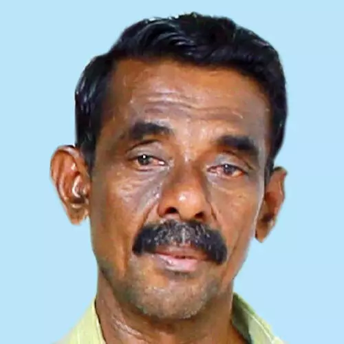 കോ​വി​ഡ് ബാ​ധി​ച്ച് മ​രി​ച്ചു