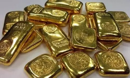 ഒരു കിലോ സ്വർണം കടത്തിയാൽ ലാഭം നാലര ലക്ഷം കള്ളക്കടത്ത് പെരുകുന്നതിന് പിന്നിൽ കൂടിയ ഇറക്കുമതിച്ചുങ്കം ഒരു കിലോ സ്വർണം കടത്തിയാൽ ലാഭം നാലര ലക്ഷം കള്ളക്കടത്ത് പെരുകുന്നതിന് പിന്നിൽ കൂടിയ ഇറക്കുമതിച്ചുങ്കം