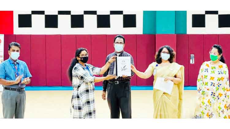 ഓയാസിസ് സ്കൂളിൽ വായന വാരാചരണം ഓയാസിസ് സ്കൂളിൽ വായന വാരാചരണം