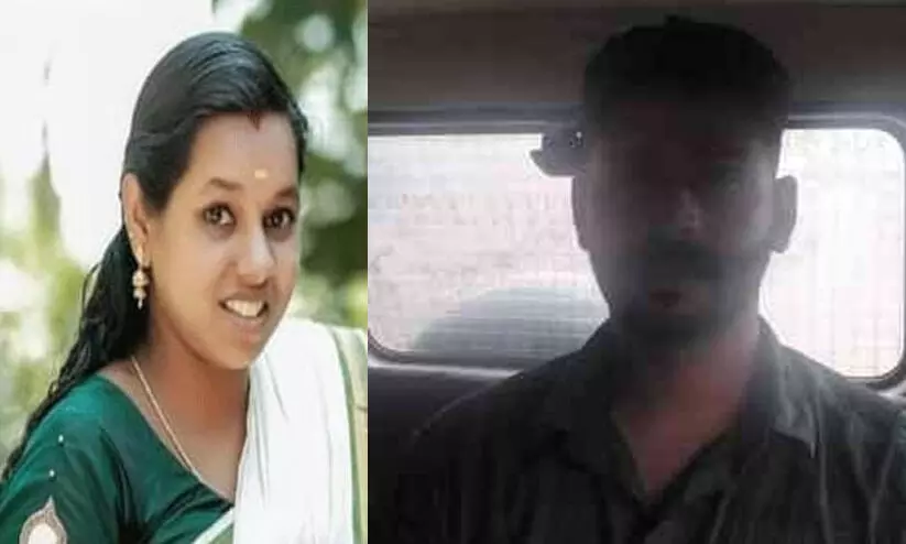 ഇടുക്കിയിൽ യുവതി തൂങ്ങി മരിച്ച സംഭവത്തിൽ ഭർത്താവ് അറസ്റ്റിൽ ഇടുക്കിയിൽ യുവതി തൂങ്ങി മരിച്ച സംഭവത്തിൽ ഭർത്താവ് അറസ്റ്റിൽ