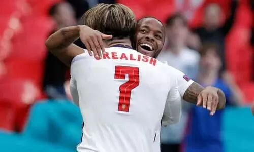 ഗോളടിച്ച്​ സ്​റ്റെർലിങ്ങും മോഡ്രിച്ചും; ഇംഗ്ലണ്ടും ക്രൊയേഷ്യയും പ്രീക്വാർട്ടറിൽ- സ്വപ്​നങ്ങൾ വീണുടഞ്ഞ്​ സ്​കോട്​ലൻഡ്​