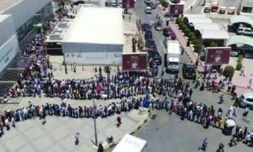 കു​ത്തി​വെ​പ്പ്​ ത്വ​രി​ത​ഗ​തി​യി​ൽ; മി​ഷ്​​രി​ഫി​ൽ വ​ൻ തി​ര​ക്ക്​