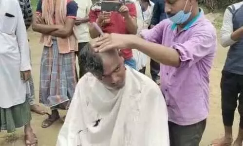 വർഗീയത പ്രചരിപ്പിക്കുന്ന രാഷ്​ട്രീയം വേണ്ട; 500 ബി​.ജെ.പി പ്രവർത്തകർ തൃണമൂലിൽ, പ്രായശ്ചിത്തമായി ചിലർ ​മൊട്ടയടിച്ചു