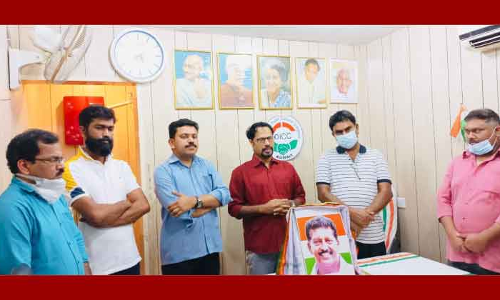 മു​ൻ ഡി.​സി.​സി പ്ര​സി​ഡ​ൻ​റ്​ കെ. ​സു​രേ​ന്ദ്ര​നെ അ​നു​സ്മ​രി​ച്ചു