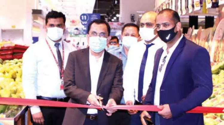 ഗ്രാൻഡ് മാൾ ഹൈപ്പർമാർക്കറ്റിൽ ഫ്രൂട്ട് ഫിയസ്റ്റ തുടങ്ങി ഗ്രാൻഡ് മാൾ ഹൈപ്പർമാർക്കറ്റിൽ ഫ്രൂട്ട് ഫിയസ്റ്റ തുടങ്ങി