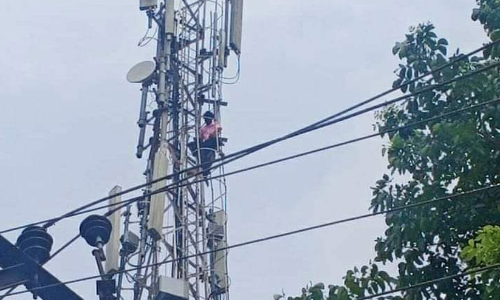 ബി.എസ്​.എൻ.എൽ ടവറിന്​ മുകളിൽ കയറി ആത്​മഹത്യ ശ്രമം നടത്തിയ യുവാവ്​ മരിച്ചു