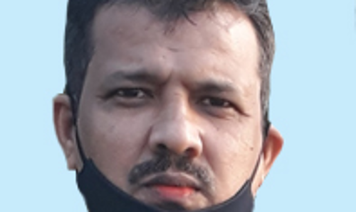 സ്​കൂട്ടർ യാ​ത്രി​ക​ൻ അ​പ​ക​ട​ത്തി​ൽ മ​രി​ച്ചു