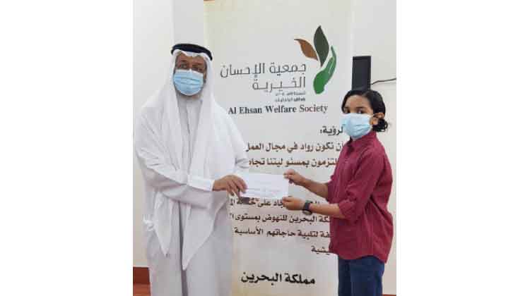 ഖുർആൻ പാരായണ മത്സരത്തിൽ മലയാളി ബാലന് രണ്ടാം സ്ഥാനം ഖുർആൻ പാരായണ മത്സരത്തിൽ മലയാളി ബാലന് രണ്ടാം സ്ഥാനം