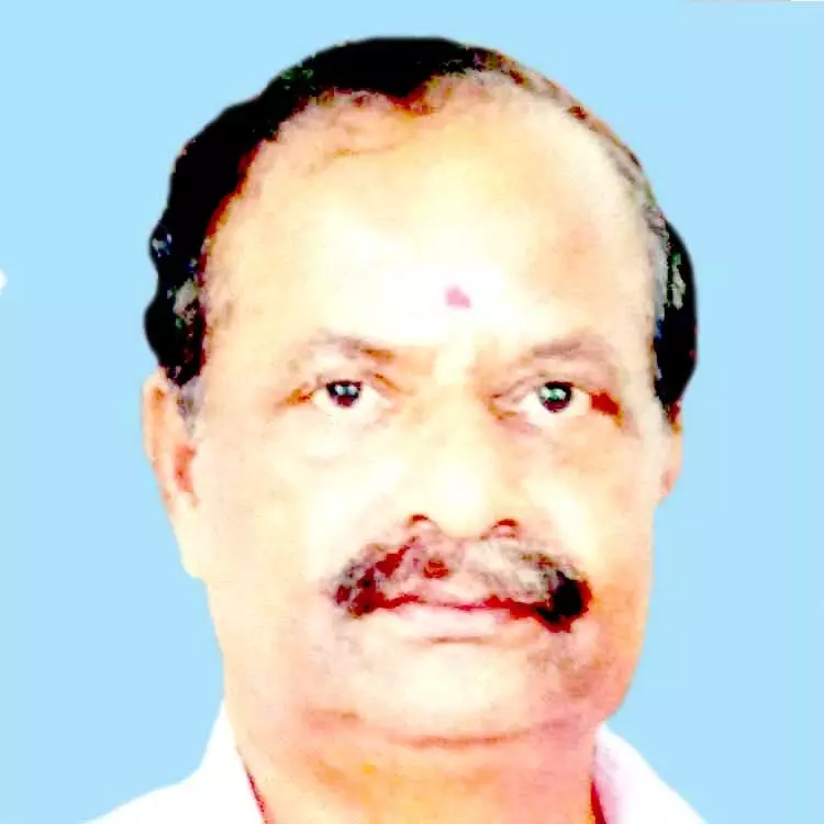 രാ​ജ​ൻ നാ​യ​ർ