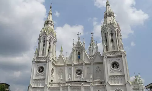 ​ലോക്​ഡൗൺ; ക്രിസ്​ത്യൻ പള്ളികളിൽ ഞായറാഴ്ച പ്രാർഥനക്ക്​ കൂടുതൽ ഇളവില്ലെന്ന്​ സർക്കാർ