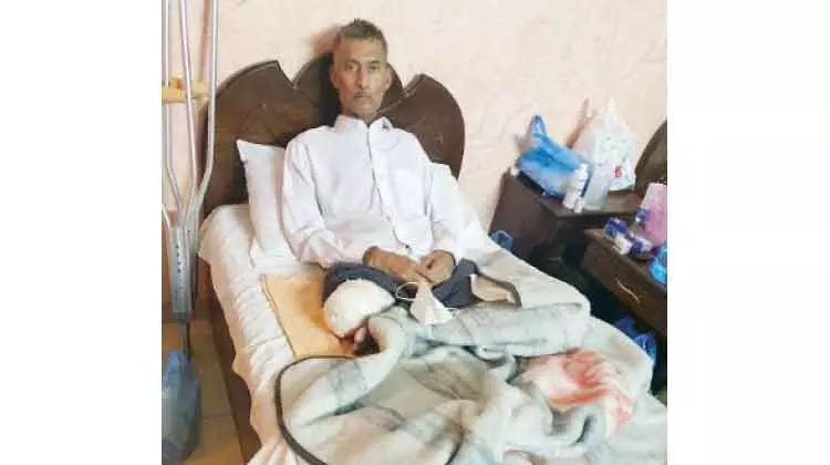 സമാനതകളില്ലാത്ത ദുരന്തം; കാൽ മുറിച്ചുമാറ്റപ്പെട്ട ശം​സു​ദ്ദീ​ൻ  നാലുതവണ യാത്രമുടങ്ങി ഒടുവിൽ നാട്ടിലേക്ക്​