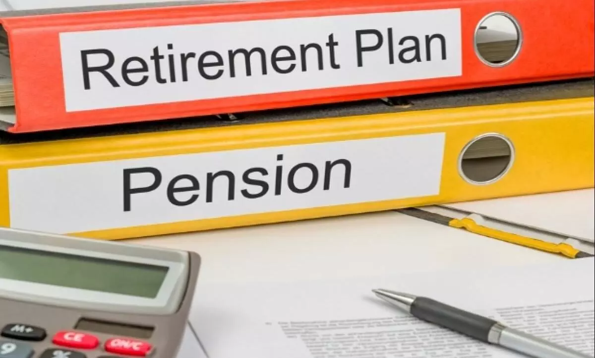 പെൻഷൻ ലഭിക്കാൻ ഇനി വേണ്ട നഗരസഭ കൗൺസിലറുടെ കൈയൊപ്പ് പെൻഷൻ ലഭിക്കാൻ ഇനി വേണ്ട നഗരസഭ കൗൺസിലറുടെ കൈയൊപ്പ്