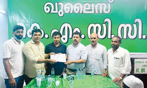 ഖു​ലൈ​സ് കെ.​എം.​സി.​സി ഓ​ഫി​സ് ഉ​ദ്ഘാ​ട​നം ചെ​യ്തു