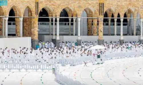 ഹ​ജ്ജ്​ അ​വ​സാ​ന​ഘ​ട്ട ന​ട​പ​ടി​: തി​ര​ഞ്ഞെ​ടു​ത്ത​വ​ർ​ക്ക്​ സ​ന്ദേ​ശ​ം അ​യ​ച്ചു തു​ട​ങ്ങി