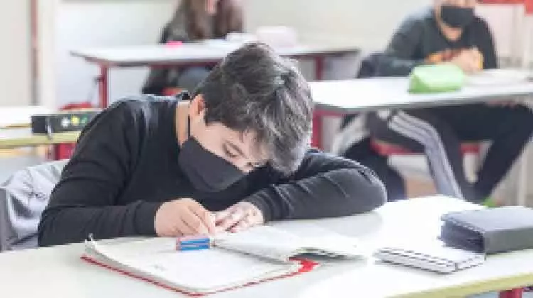 സ്വകാര്യ സ്​കൂളുകളിൽ പകുതിയിലേറെ കുട്ടികൾ നേരി​ട്ടെത്തുന്നു