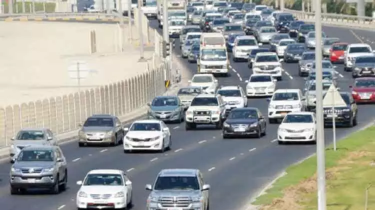 കോവിഡ് വന്നാലും കാറുകൾക്ക് കുറവില്ല കോവിഡ് വന്നാലും കാറുകൾക്ക് കുറവില്ല