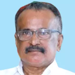 ഷെ​ല്ലി പ​ടി​യ​ത്ത്