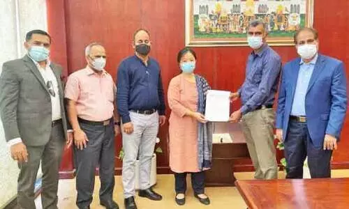 യാത്രാതടസ്സം നീക്കാൻ സർക്കാർ ഇടപെടണം –ദുബൈ കെ.എം.സി.സി