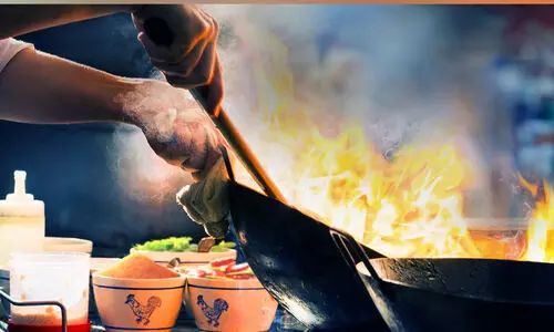 ഹോട്ടലുകൾ നേരത്തേ അടക്കുന്നു; ഡ്രൈവർമാർക്ക്​ ദുരിതം