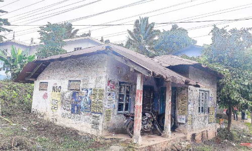 ജില്ലയിൽ ആയിരത്തിലേ​െറ സര്‍ക്കാര്‍ കെട്ടിടങ്ങള്‍ സംരക്ഷണമില്ലാതെ നശിക്കുന്നു