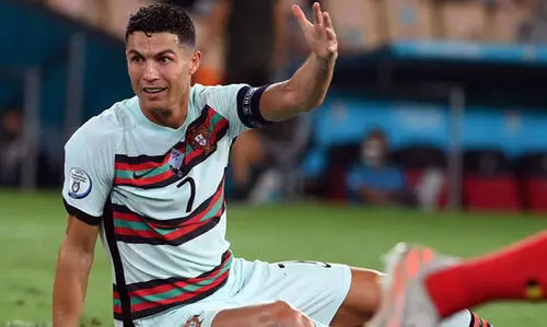 യൂറോകപ്പിലും ലോകകപ്പിലുമായി റൊണാൾഡോ അടിച്ചത്​ 50ലേറെ ഫ്രീകിക്കുകൾ; ഗോളായത്​ ഒന്നു മാത്രം