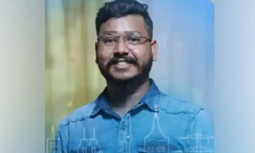 സ്വര്‍ണക്കള്ളക്കടത്ത്: സജേഷ് ചോദ്യം ചെയ്യലിന് ഹാജരായി
